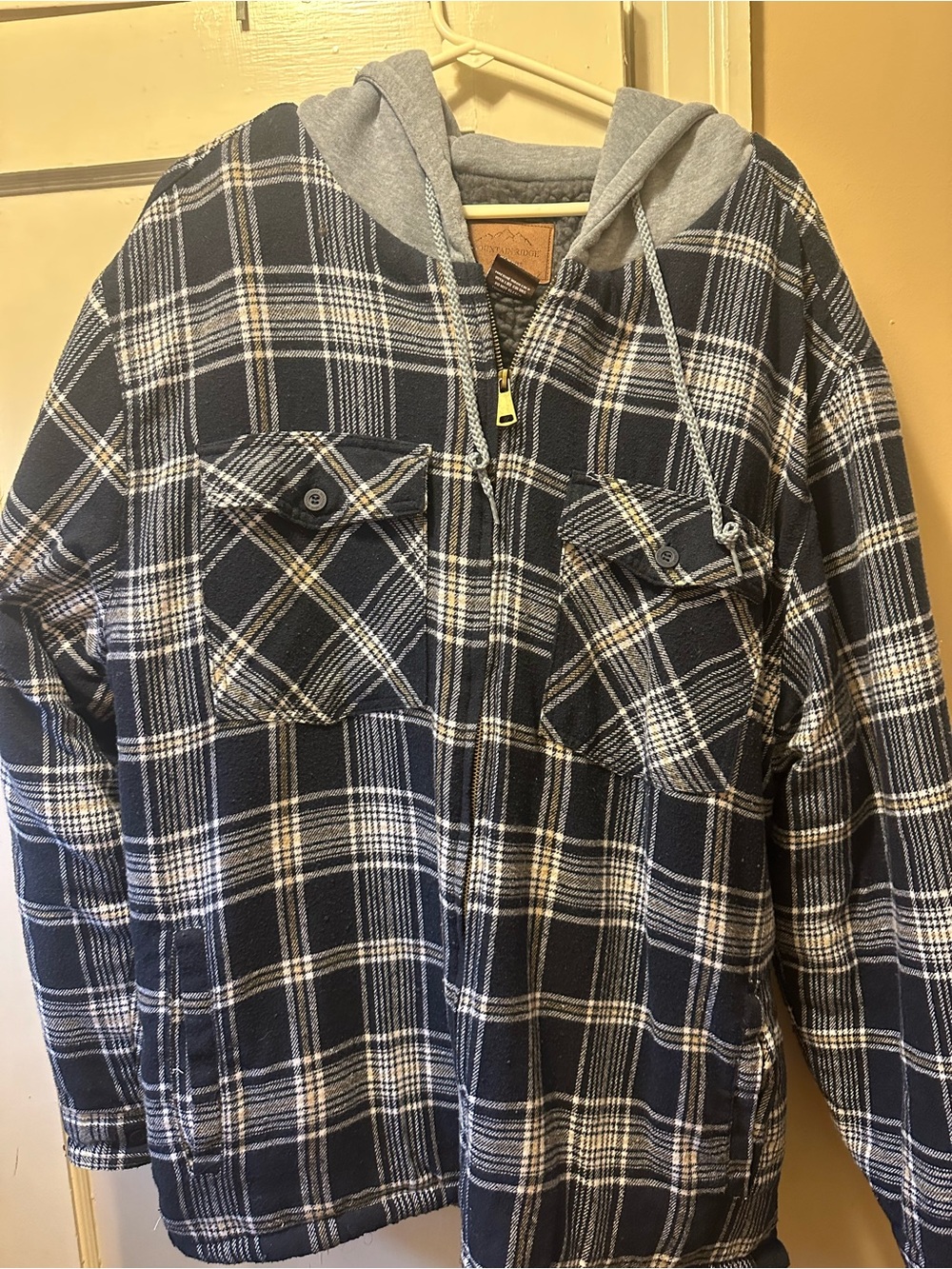 Mountain Ridge Men’s XXL Plaid Sherpa Lined Hooded Flannel Jacket